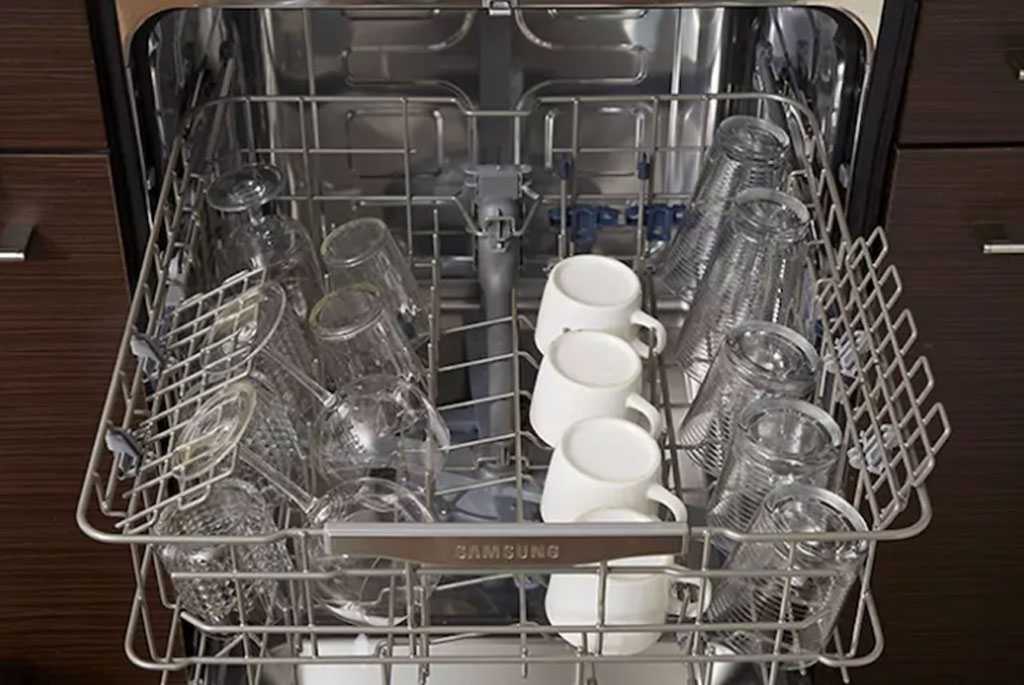 Не включается посудомоечная машина  Eurolux